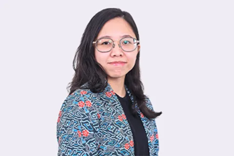 Portrait image of Farah Farizi.